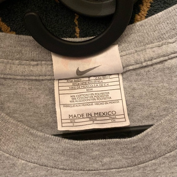 VINTAGE 90s NIKE SPELLOUT CHEST BOX LOGO GRAPHIC SHORT SLEEVE T-SHIRT SIZE SMALL - Picture 6 of 8